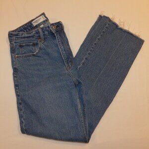 Abercrombie Curve Love "The 90s Relaxed Jean" High Rise Jeans, size 25/0
